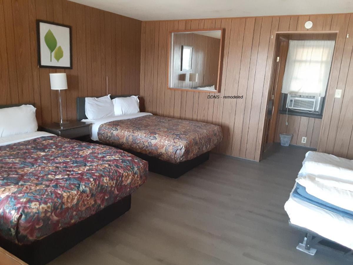 Hotel Blue Top Inn Stevens Point Buitenkant foto